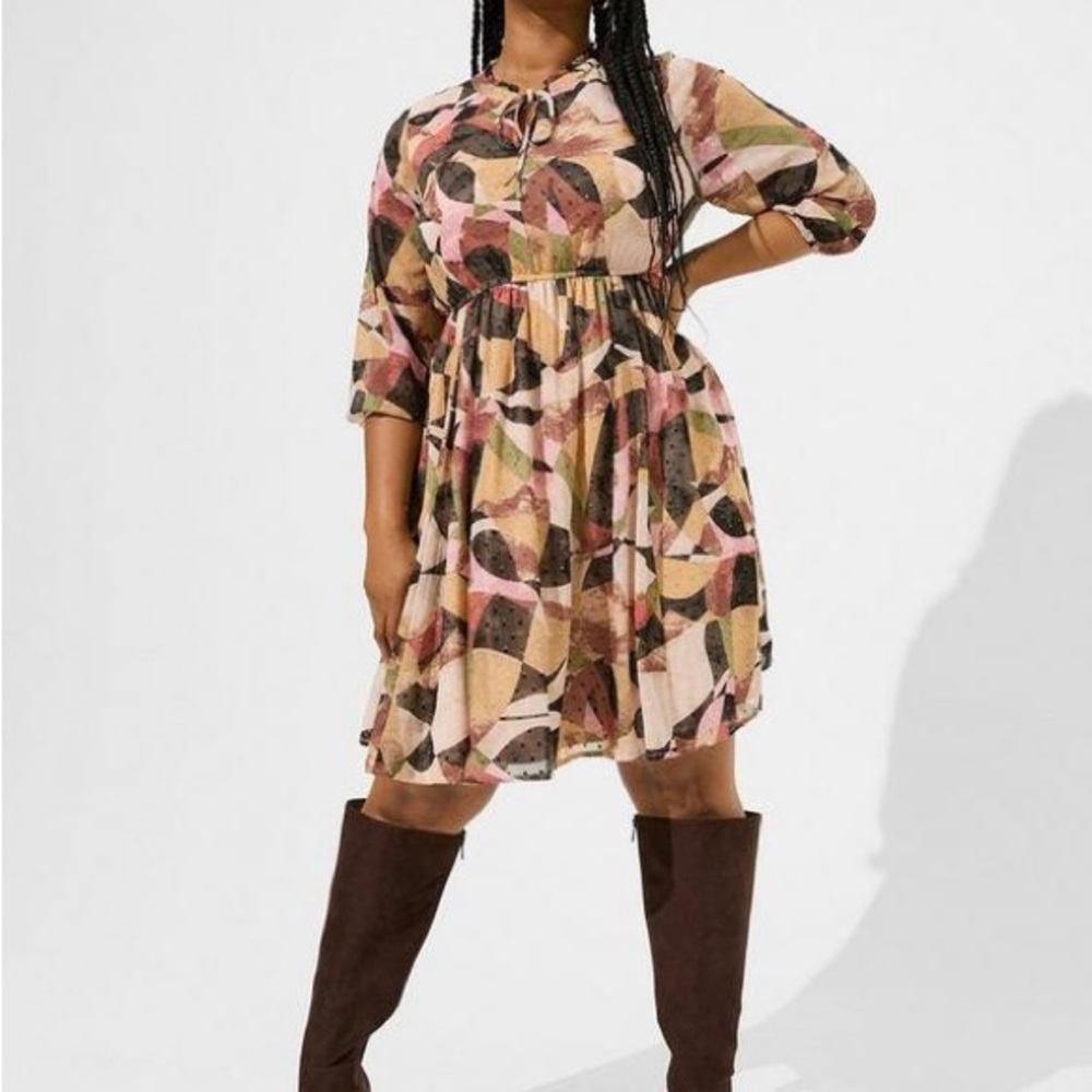 Women’s Torrid Mini Clip Key Hole Multicolour Abstract Print Dress Size 2X